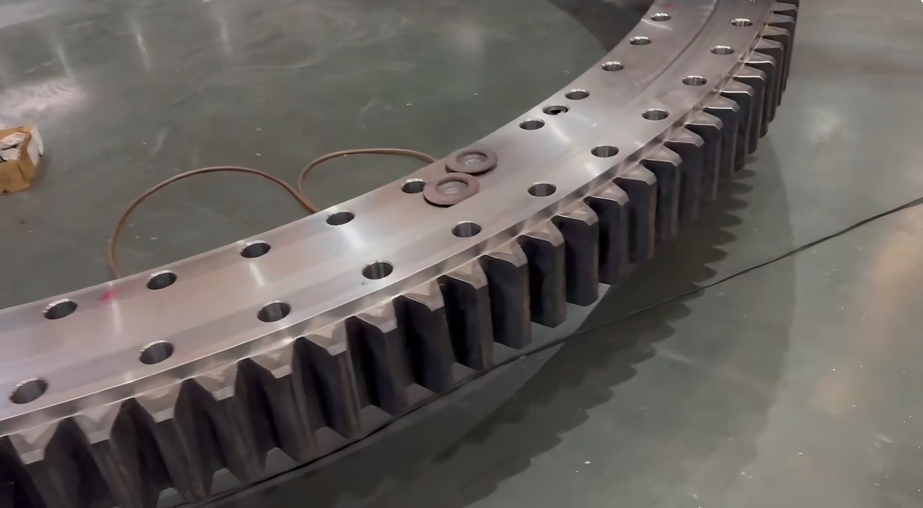 Large Diameter Slewing Bearing