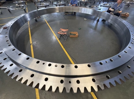 Three-row roller slewing bearing for stacker-reclaimer successfully assembled.