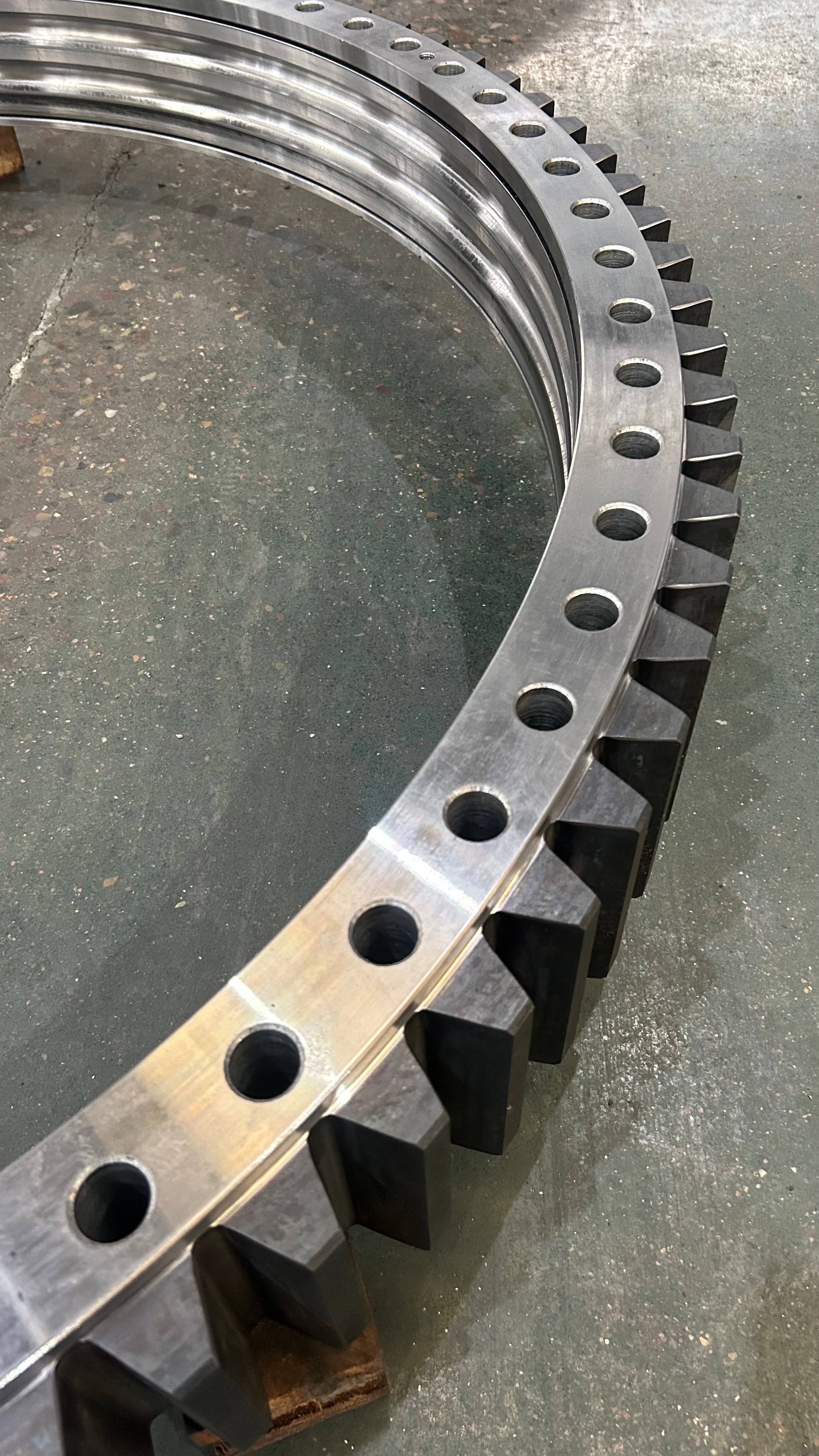 excavator slewing ring(1)