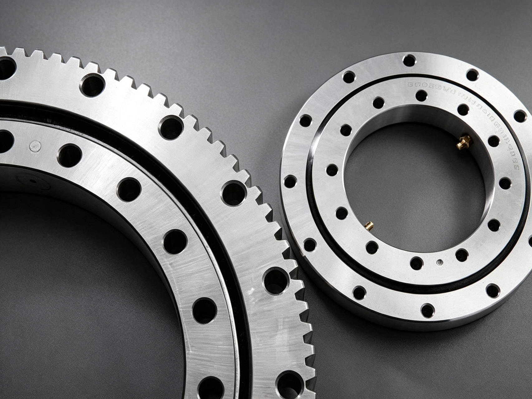 Standard-vs-custom-slewing-bearings-comparison-for-heavy-machinery Standard-vs-custom-slewing-bearings-comparison-for-heavy-machinery