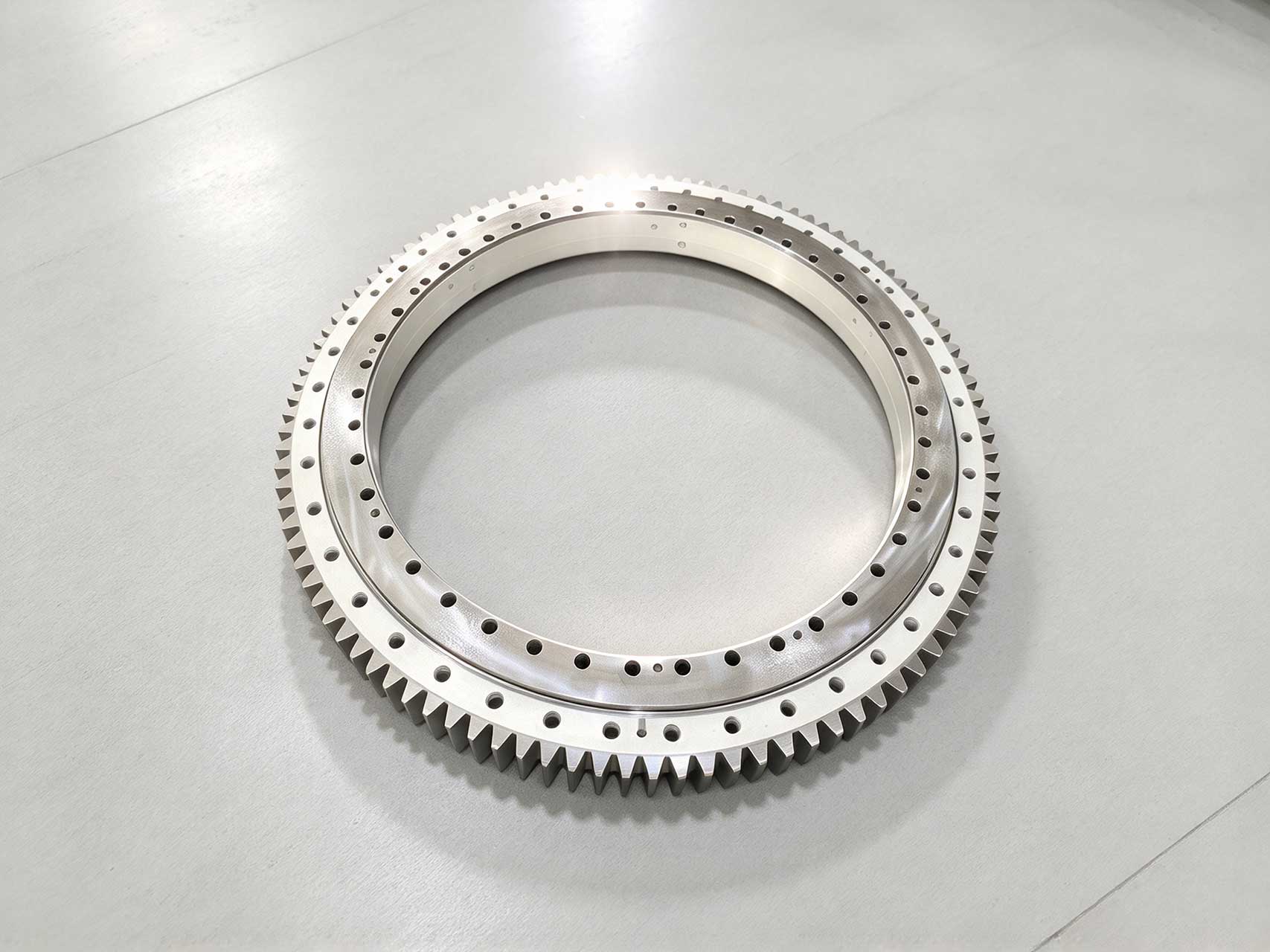 LTZC-external-gear-slewing-ring-bearing